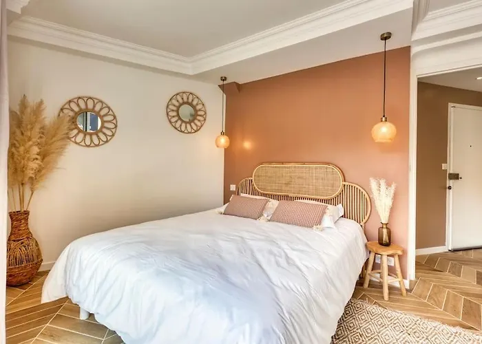 F2 Refait A Neuf Balcon Centre-ville Proche