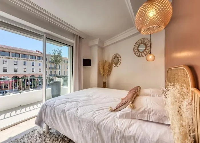 F2 Refait A Neuf Balcon Centre-ville Proche *